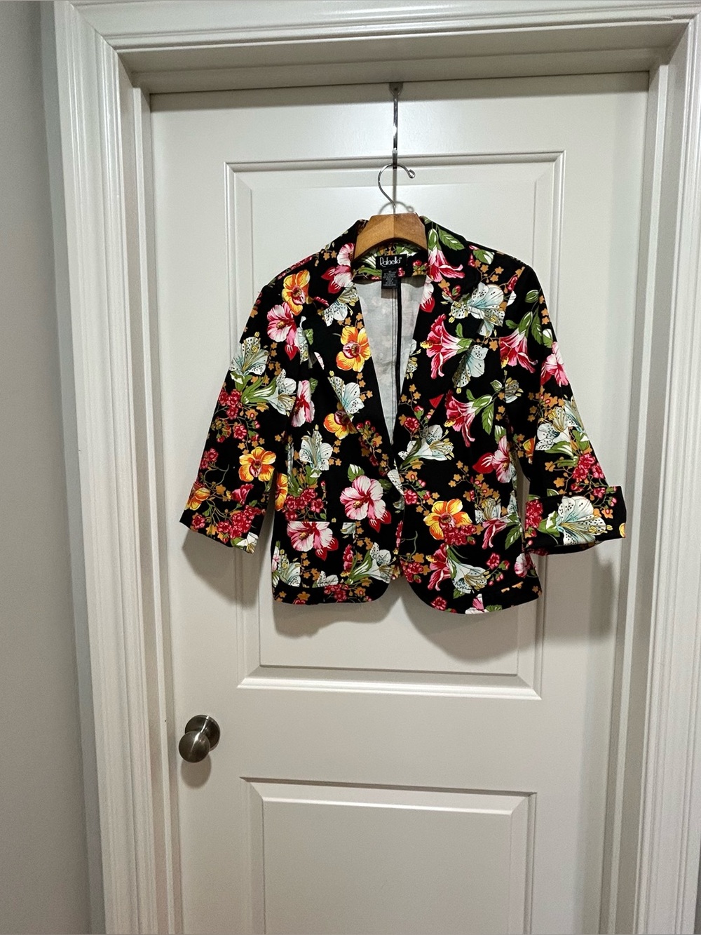 Rafaella ladies size 12 Black Floral Blazer - elbow length. Like New.